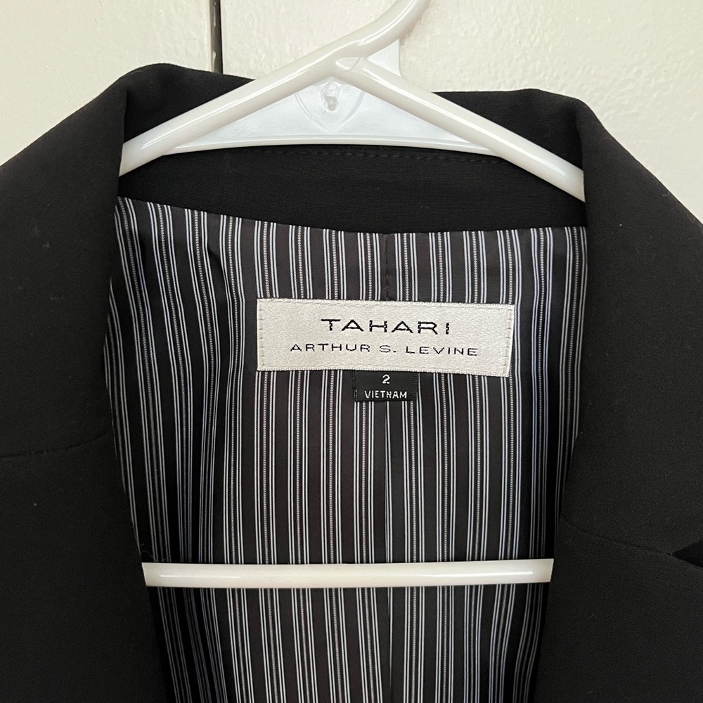 NWOT Tahari Women's Classic Black Suit Jacket - Picture 4 of 6
